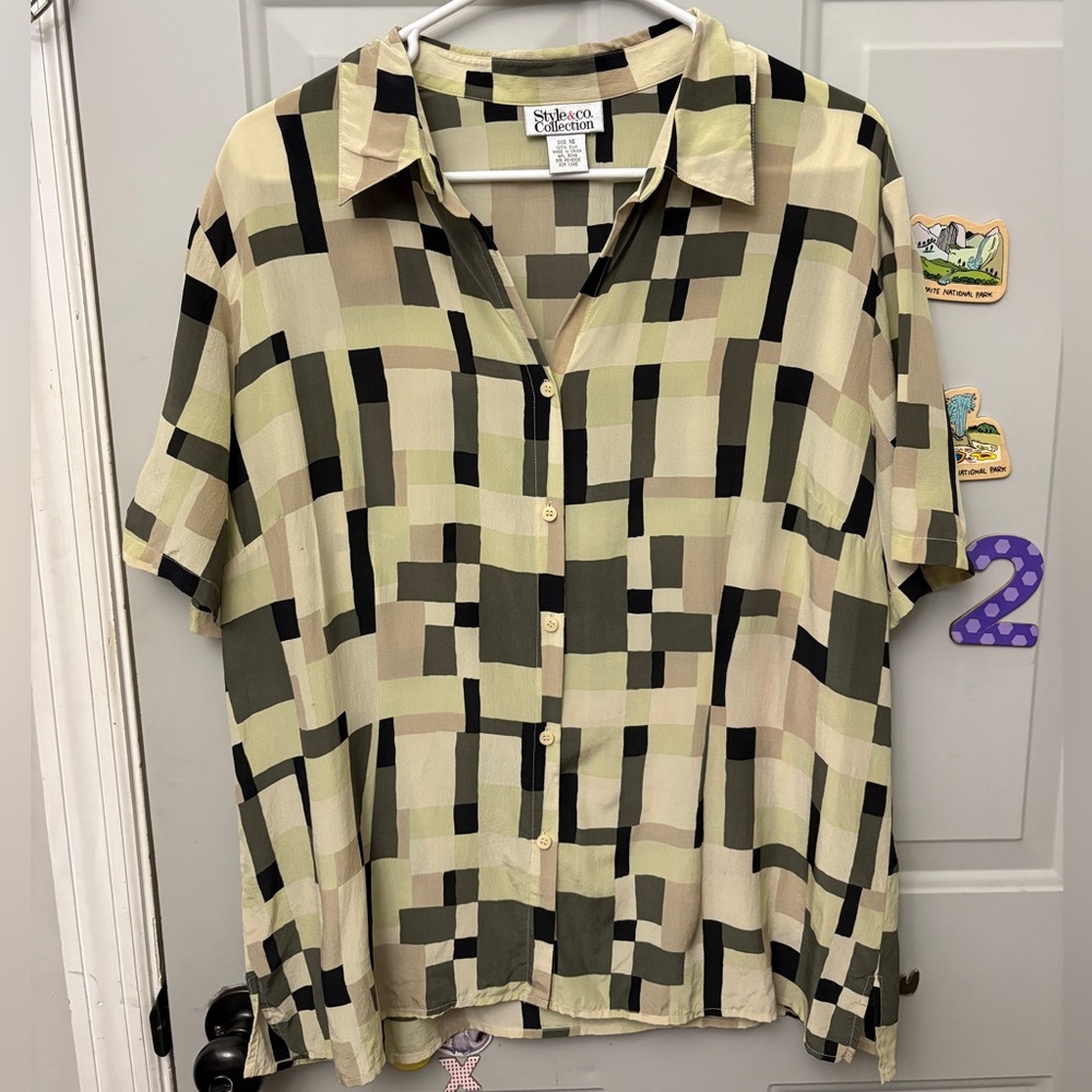 100% Silk Style & Co. Women's Geometric Blouse - Black and Tan